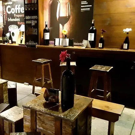 Residencia Derby بيت ضيافة *